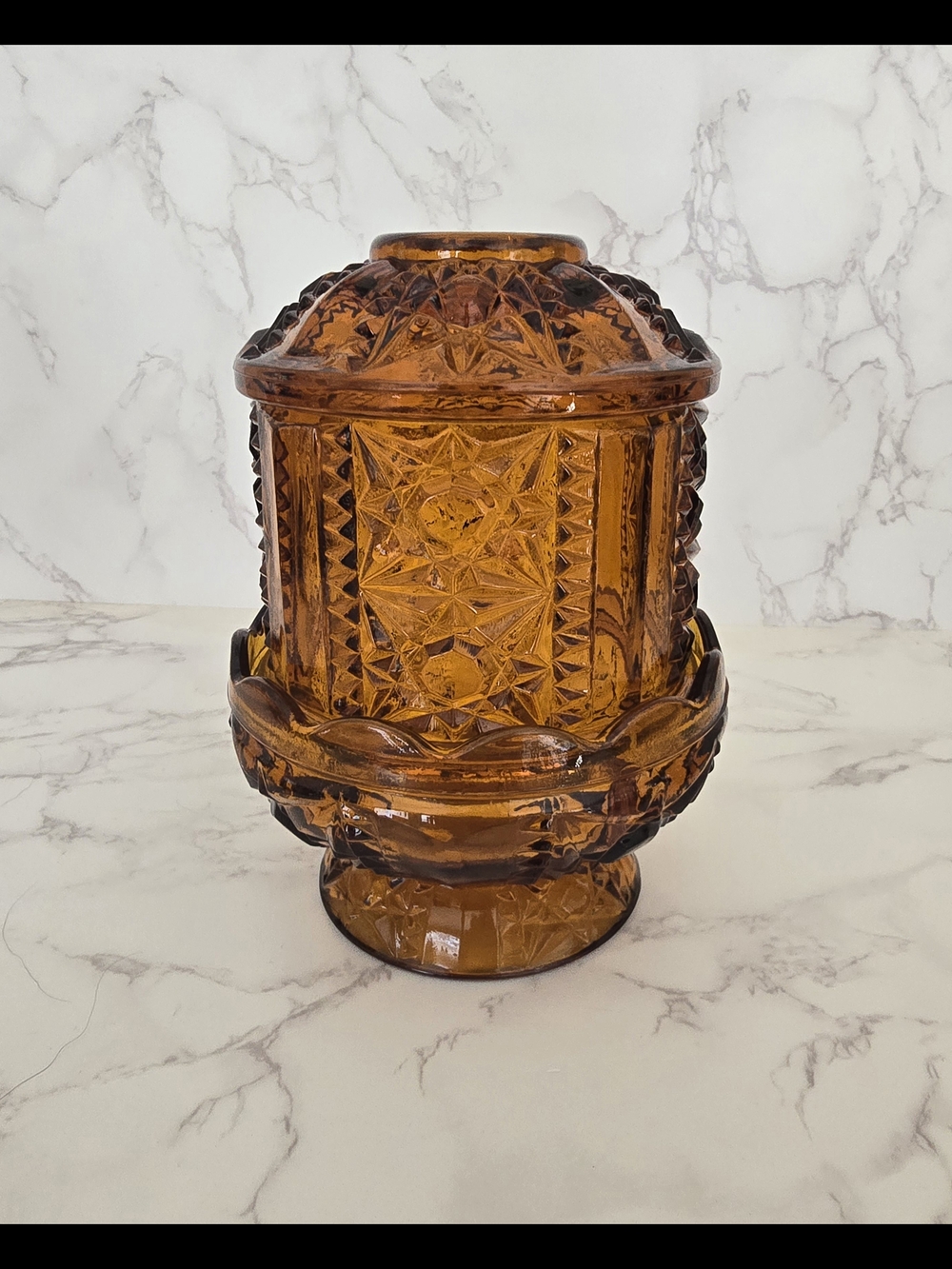 Vintage Indiana Glass Stars and Bars Amber Fairy Lamp in Excellent Condition